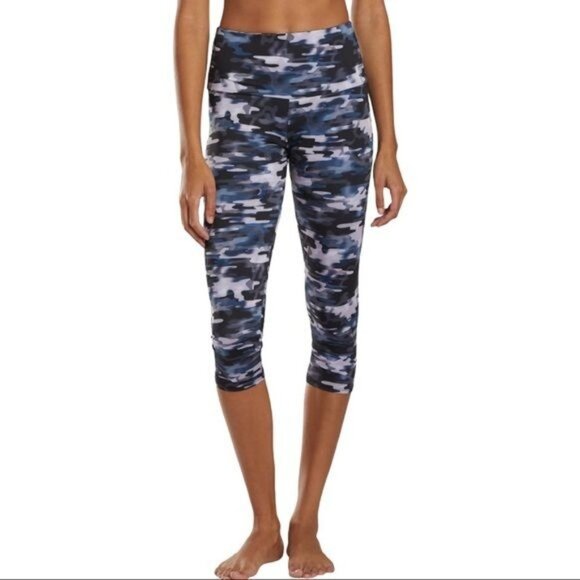 ONZIE High Rise Capri Pants, Stormy Camo Sz. S / M - Picture 1 of 9
